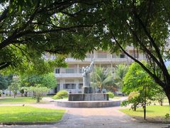 -吐斯廉屠杀博物馆