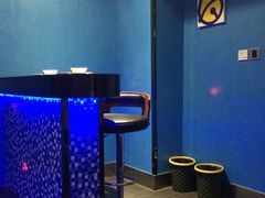 -唯爱KTV聚会餐厅(仙林东城汇店)