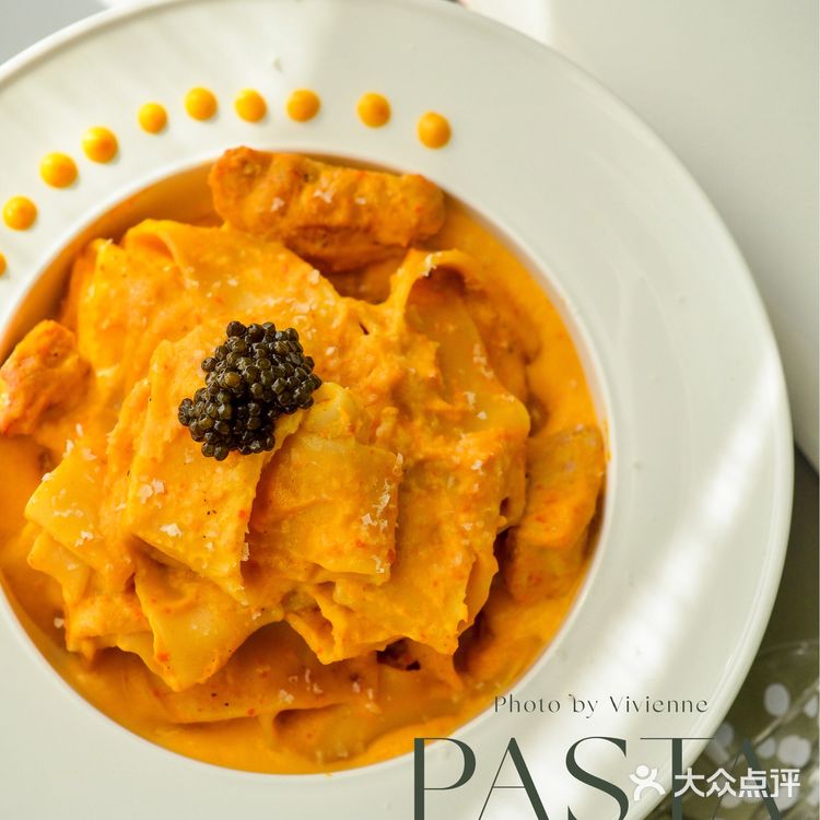 属于秋日的美味🍁鱼子酱南瓜奶酪鸡肉意面🍝