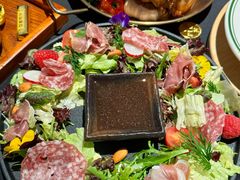 -ins森林童话餐厅coffee&bistro