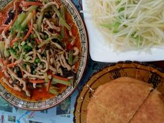 -乡土特色.冷锅鱼.牦牛肉汤锅