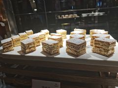 -岷山饭店-芝芝自助餐厅