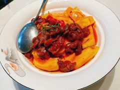 百色芒果炒环江香牛-桂林肥仔·中华餐饮名店(园湖店)