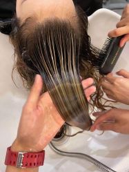 -变画·发型STUDIO