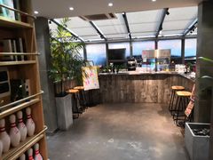 -HIGH FIVE哈福手工汉堡(桂林路店)