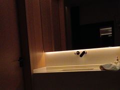 -涨巢·潮玩水疗局