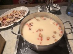 胡椒猪肚鸡锅-尚尚仙·酸汤猪手·猪肚鸡火锅(华联万柳购物中心店)