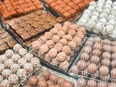 -Laderach 莱德拉(上海环贸iapm店)