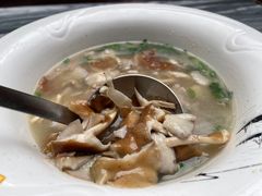-蔼若春.传承三十年云南菜(金碧公园店)