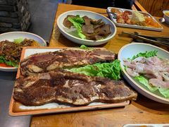 年8班秘制牛仔骨-7年8班朝鲜族非遗美食(三钢里店)