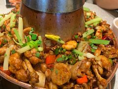 招牌蛙锅-老佛爷铜炉蛙锅(海岸城店)