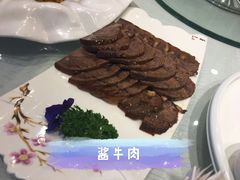 酱牛肉-橄榄季酒店