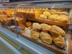 -红星前进面包牛奶公司(君太店)