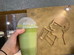-喜茶(深圳万象城黑金店)