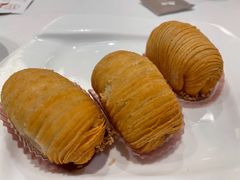金牌榴莲酥-唐宫海鲜舫
