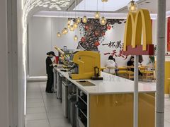 -麦当劳(徐汇漕溪北路百脑汇店)