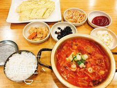猪颈肉泡菜汤-金北顺大锅家(신사본점)