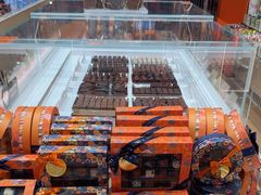 -VENCHI 闻绮(上海佛罗伦萨小镇店)