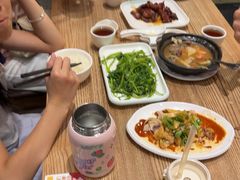 -裕记烧腊连锁餐饮(国商分店)