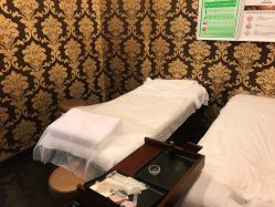 -莎蔓莉莎美容会所