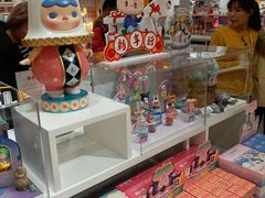 -泡泡玛特POPMART(上海环球港店)