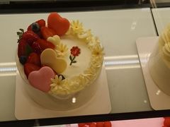 -花花卷卷·鲜食蛋糕(泉屋店)
