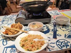 口口香扬州炒饭-松哥油焖大虾.小龙虾.黑鸭煲(海岸城店)