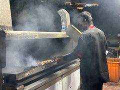 -烤肉小伙烤肉店