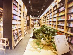 -新华书店(印象城店)