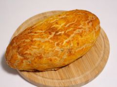 咸蛋黄芋泥包-喜茶(北京五棵松华熙店)