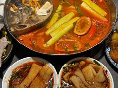 -楠小云·云南鲜菌·鲜牛自助火锅(九眼桥店)
