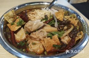 Sour Snail Pork Dumplings