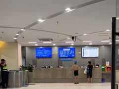 -包玉刚游泳场(黄龙恒励大厦店)