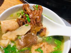 -菌海森林·非遗野生菌火锅(西山区滇池路摩根道店)