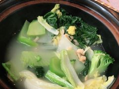 -忆食尚腊味煲仔饭(华南城店)