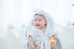-小熊维尼高端儿童摄影(罗湖区总店)
