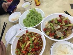 -红色湘菜馆(春风店)