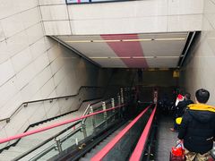 -红土地(地铁站)