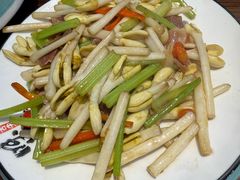 -民间瓦缸煨汤館(嵩山路店)