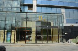 翠微百货西侧B座上电梯-喜喜婚纱HAPPINESS STUDIO奢定馆(海淀体验馆)