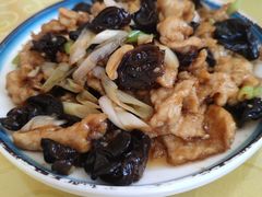 -凯盛食府(右玉小吃街店)