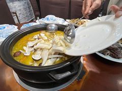 -菌之家·专业纯野生菌火锅·特色炒菌
