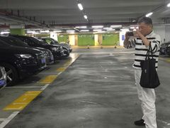 -星巴克(浦东机场T2到达店)