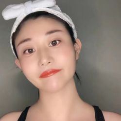 -黎蓓露·徒手骨雕蛋白抗衰·调肤管理