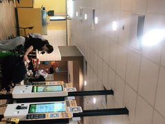 -麦当劳(华融店)