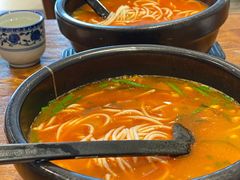 香辣过桥米线-滇越乘象云南餐厅(次渠店)