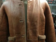 -京伟修鞋洗鞋奢侈品皮具护理店