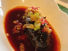 香葱黑毛猪酿辽参-三号黄浦会Canton Table