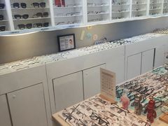 -天空之镜眼镜店蔡司依视路授权店(天通苑店)