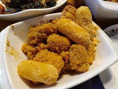摇滚三宝-Pelicana百利家炸鸡(江南西名店城店)